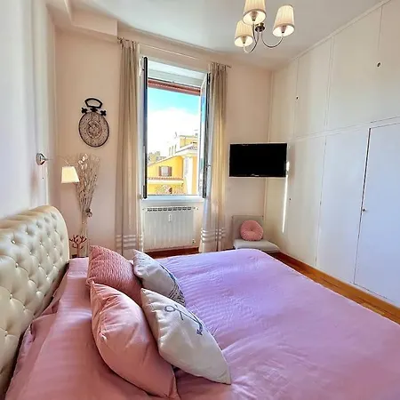 Elegant House In Apartamento *