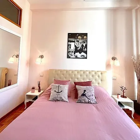 Apartment Elegant House In *